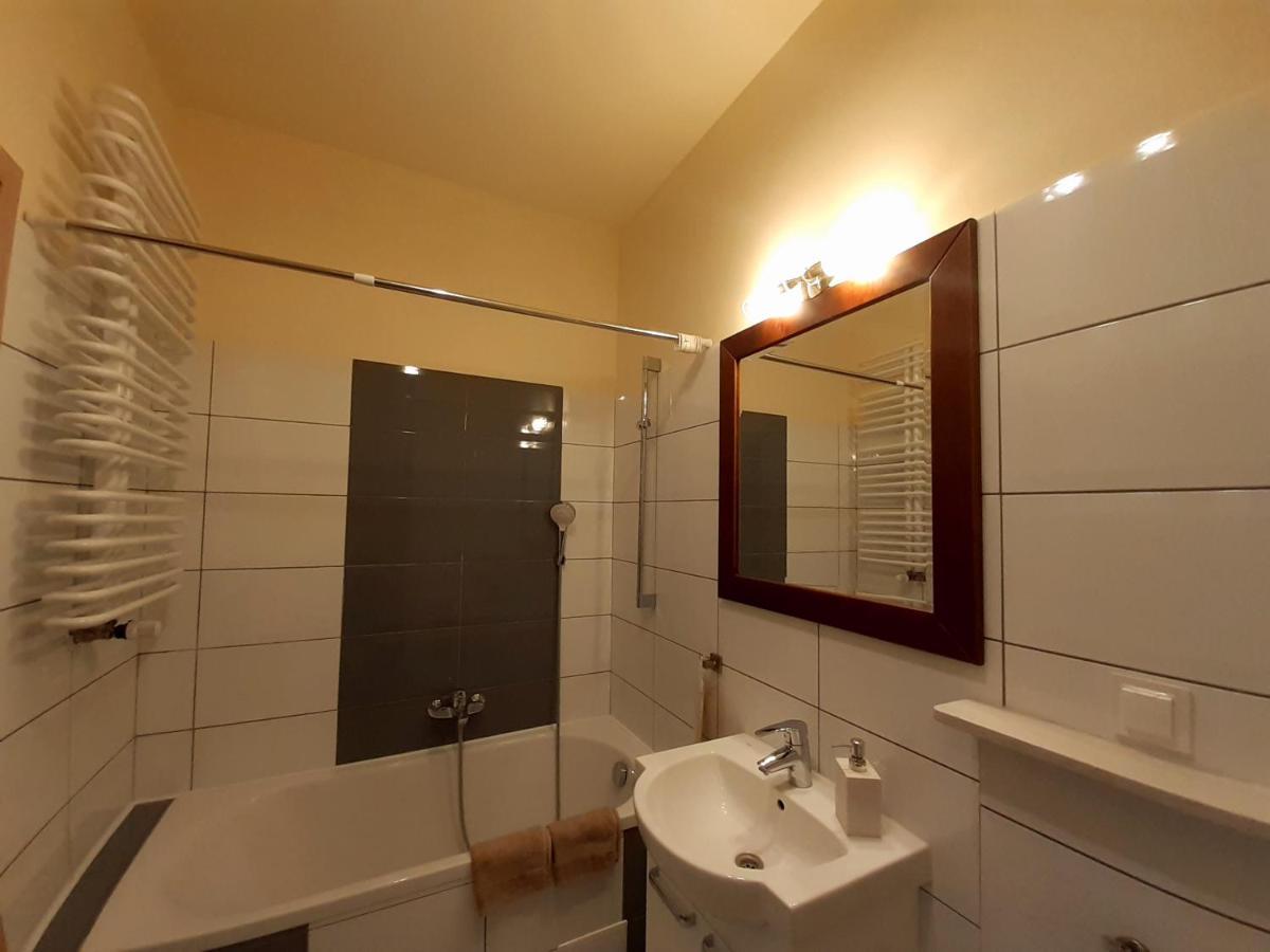 Green Wilanow Apartment With Free Parking Варшава Экстерьер фото